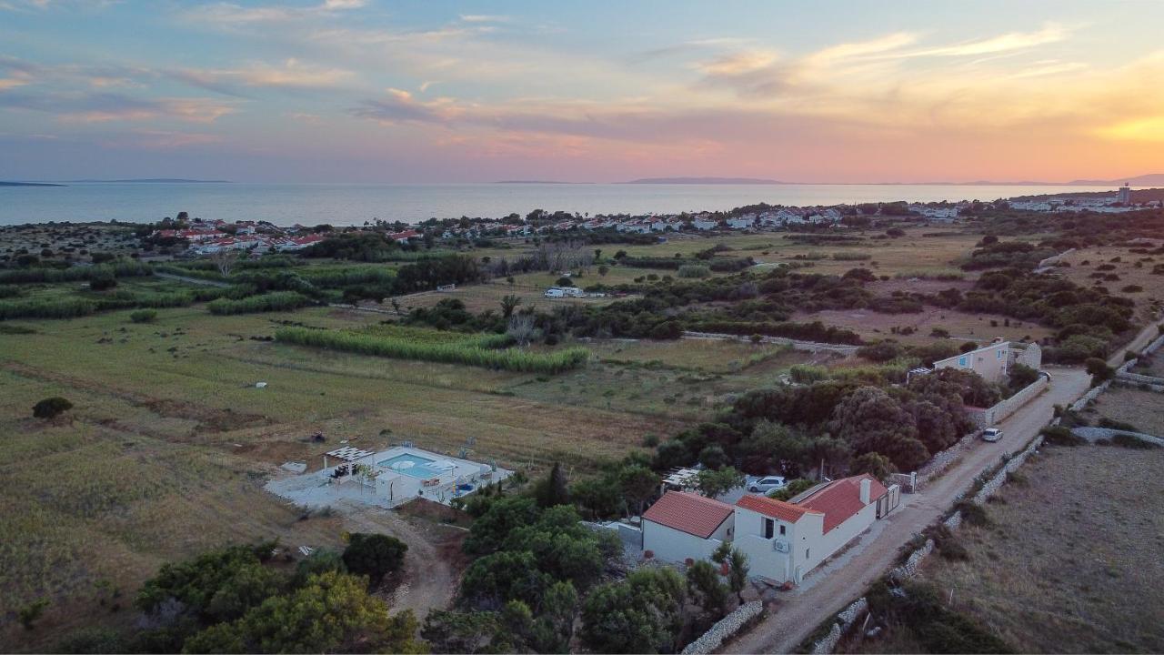 Villa Slatina Near Zrce Beach ノヴァリャ エクステリア 写真